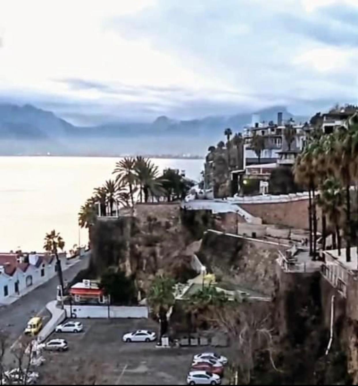 Daire Kaleici Muhtesem Konum Uygun Fiyat Ev Antalya